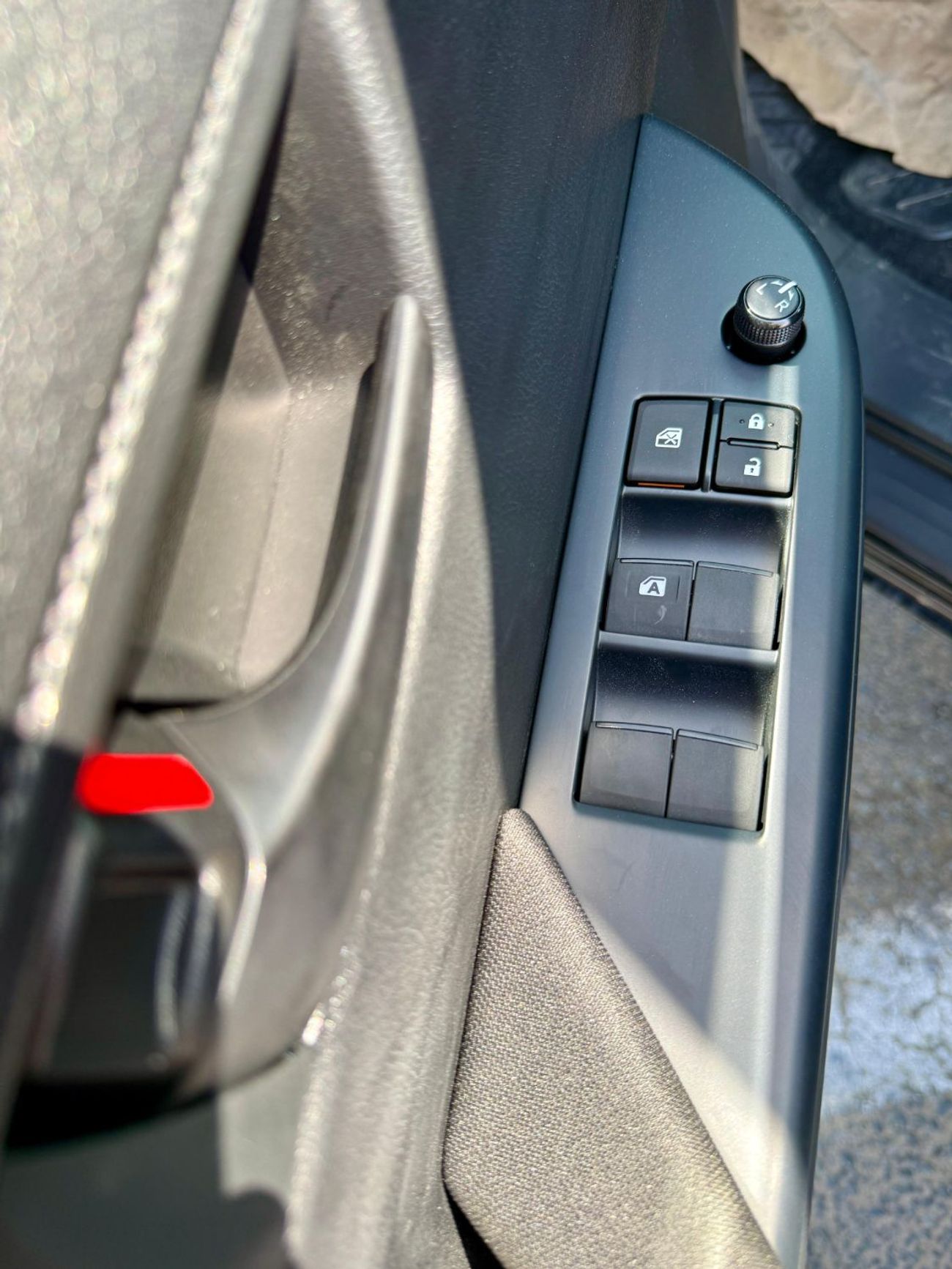 تويوتا هيلوكس DLS 2.7L