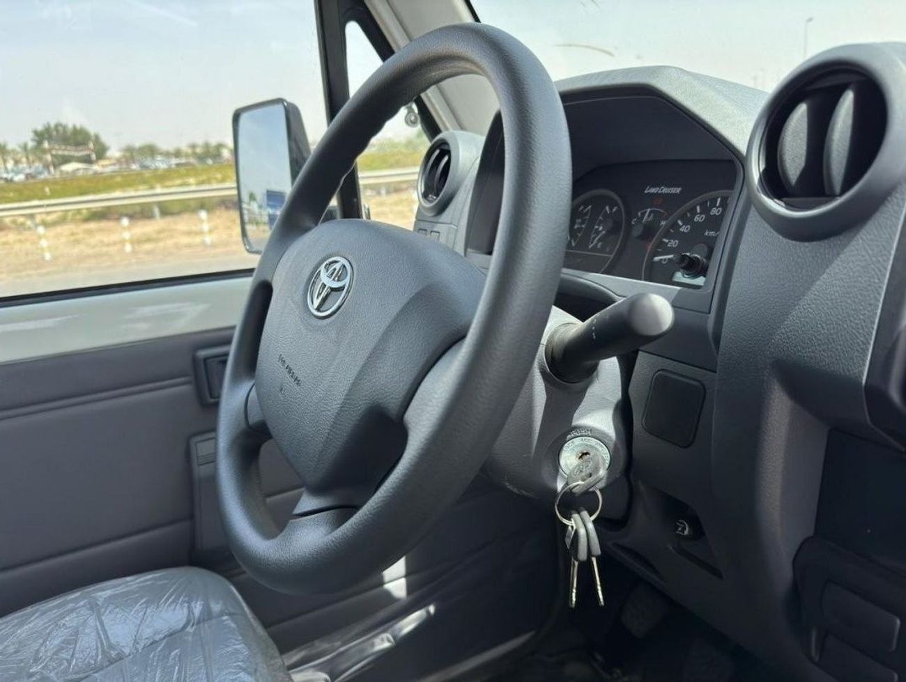 تويوتا لاند كروزر 70 Toyota Land Cruiser78  4.2L