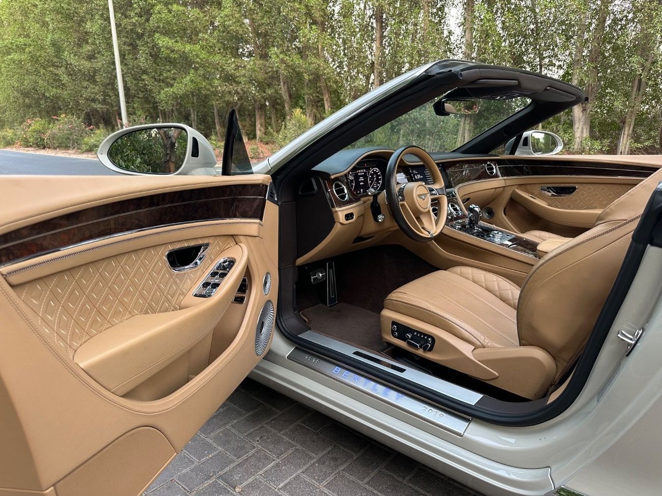 بنتلي كونتيننتال جي تي 4.0T V8 | 2019 | GCC Specs | Immaculate Condition | Full Bentley History