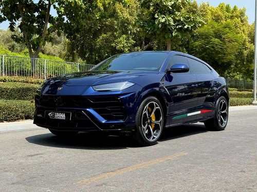 Lamborghini Urus STANDARD LOW MILEAGE/ ORIGINAL PAINT