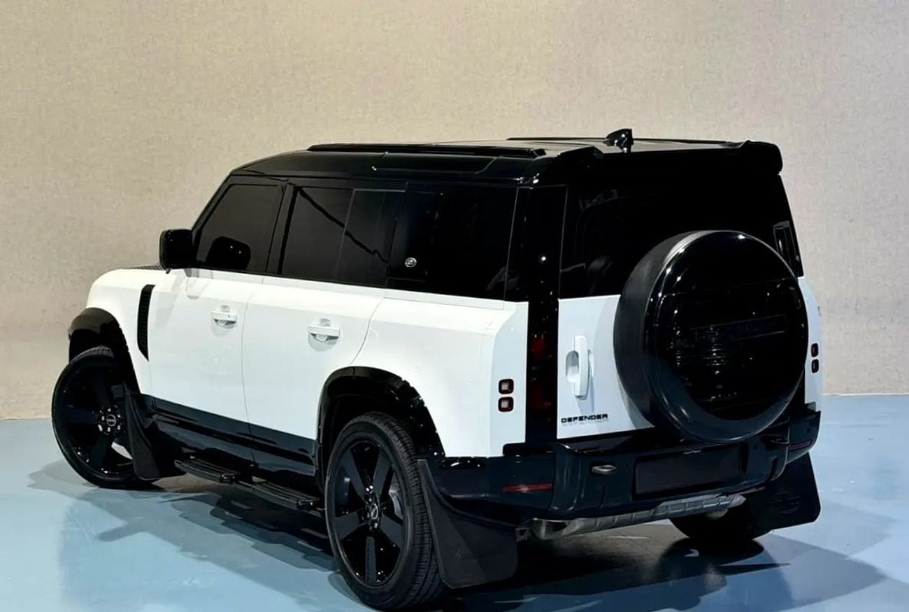 لاند روفر ديفندر 110 HSE | GCC Specs | Low Mileage