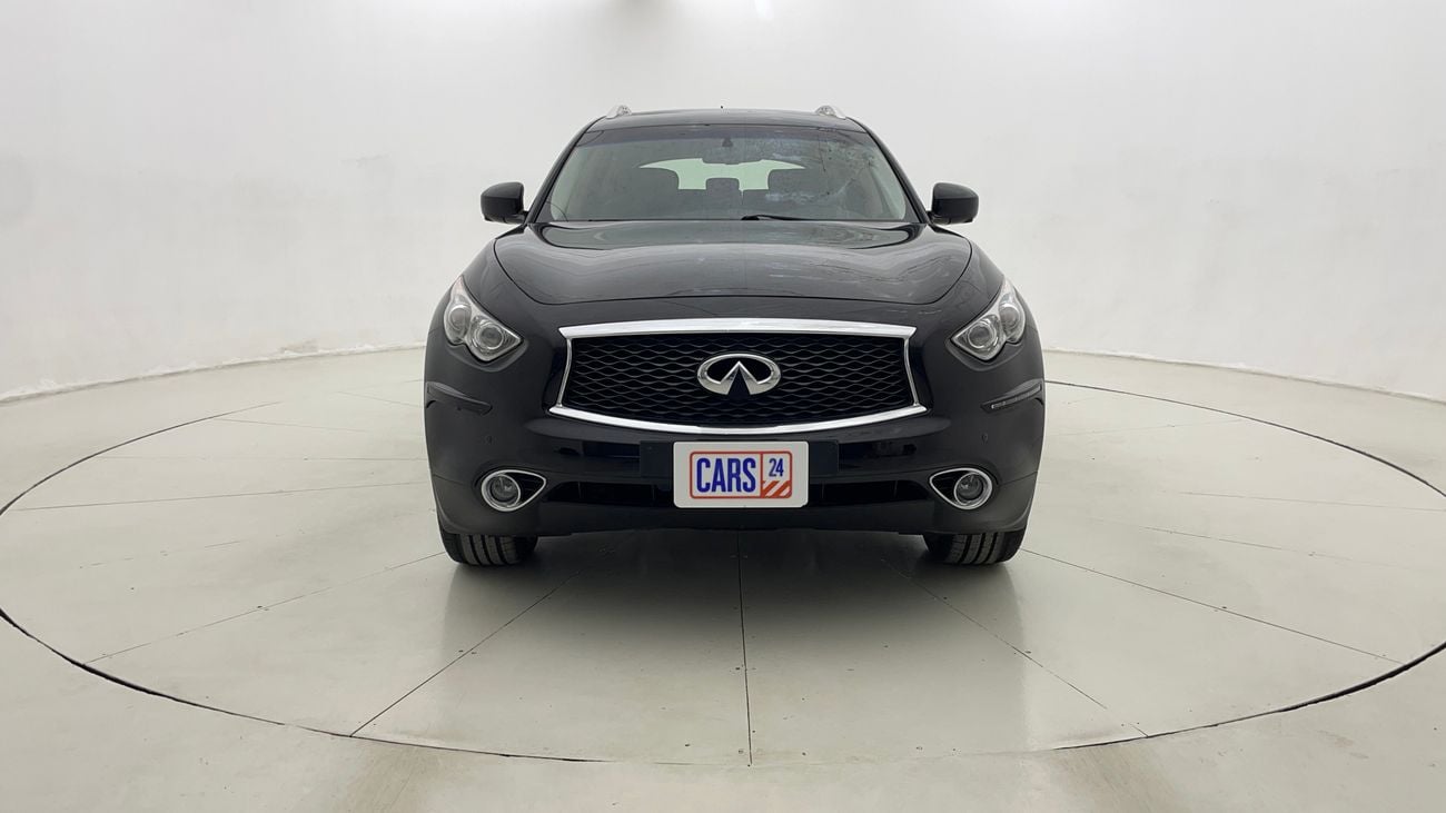 إنفينيتي QX70 LUXURY 3.7 | بدون دفعة مقدمة | اختبار القيادة في المنزل