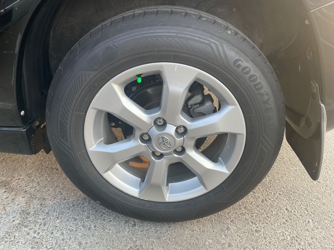 Used Toyota RAV4 Limited 2.5L 2012 for sale in Dubai - 904344