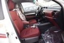 تويوتا هيلوكس SR5 (NON GCC) 2.7L (4x4) Petrol SR5