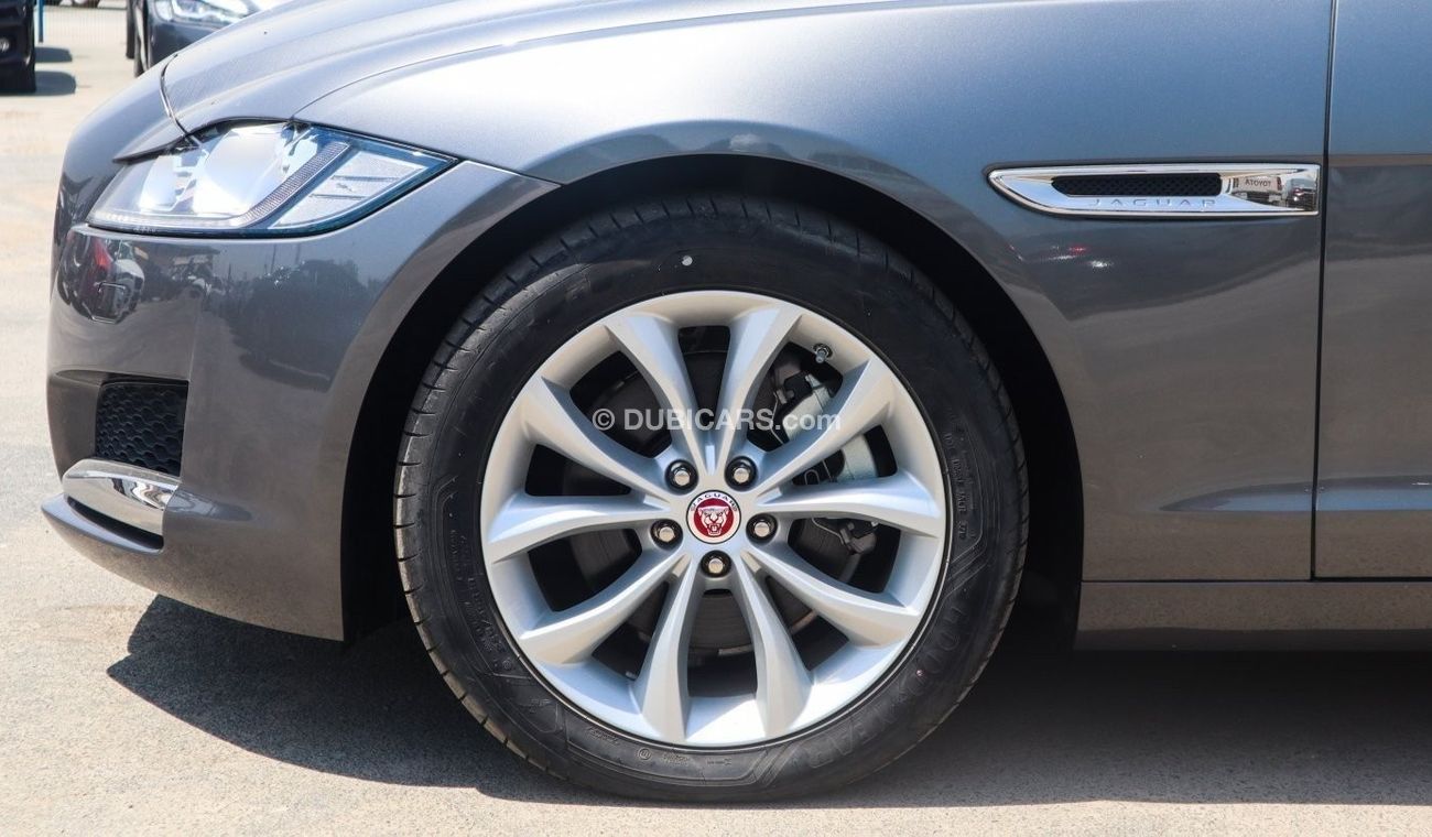 Jaguar XF 2.0 Diesel Pure AWD Brand New