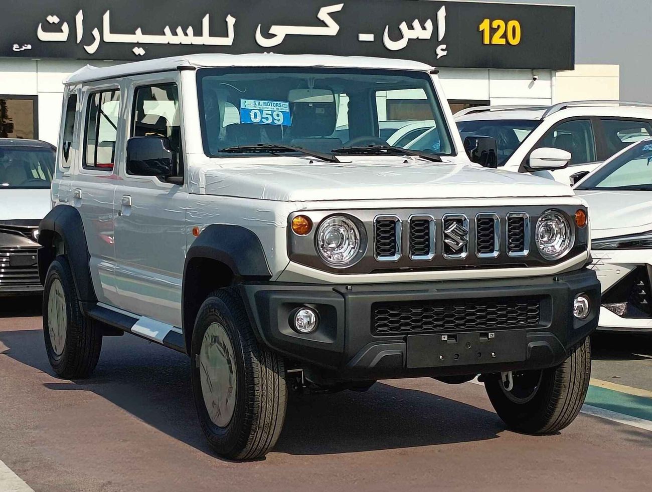 Suzuki Jimny GLX / ALL GRIP OF ROAD / 1.5L V4 / A/T /  9" DISPLAY / 4X4 (CODE # JY15GLX5D)
