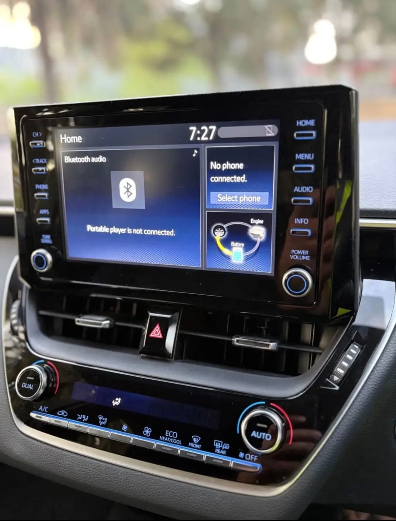 تويوتا كورولا HATCHBACK HYBRID 1.8 PETROL