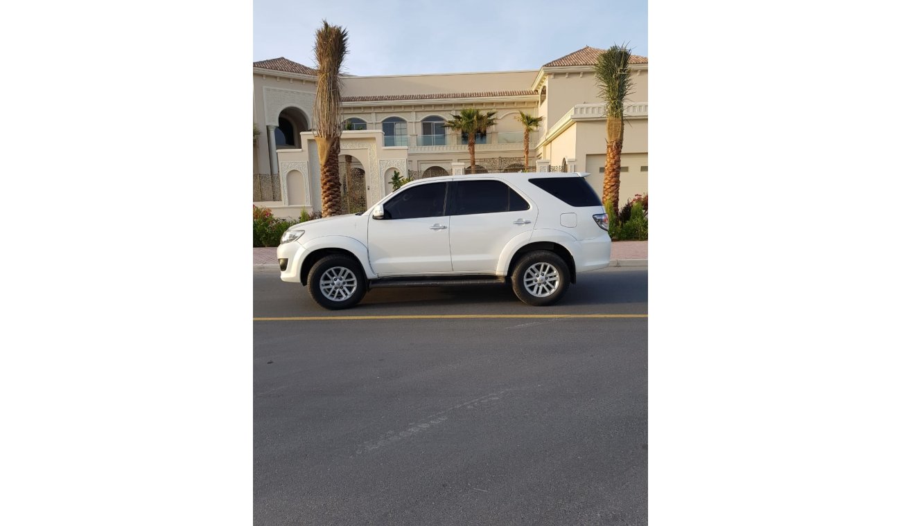 Toyota Fortuner 820/- MONTHLY 0% DOWN PAYMENT,MINT CONDITION