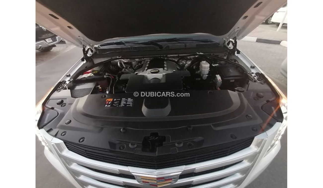 كاديلاك إسكالاد كاديلاك اسكاليد بلاتينيوم ٢٠١٦ مواصفات خليجيه فل اوبشن رقم 1 بدون حوادث او صبغ نهائيا بحالة الوكاله