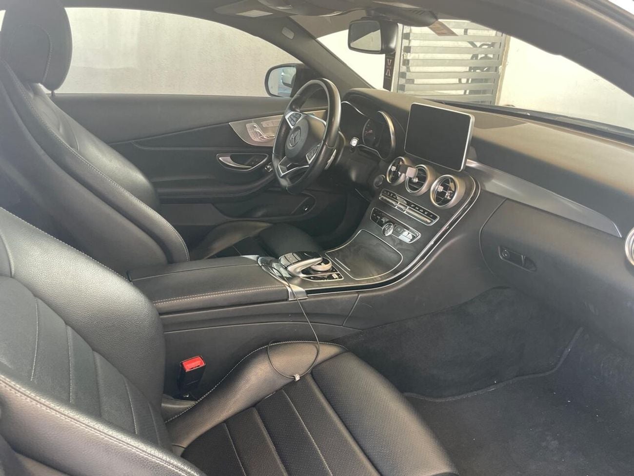 مرسيدس بنز C 300 AMG