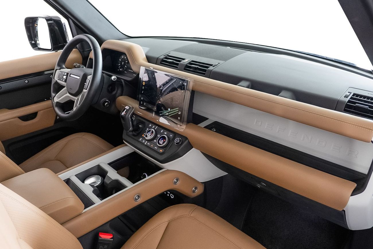 Land Rover Defender 110 X-DYNAMIC HSE P400