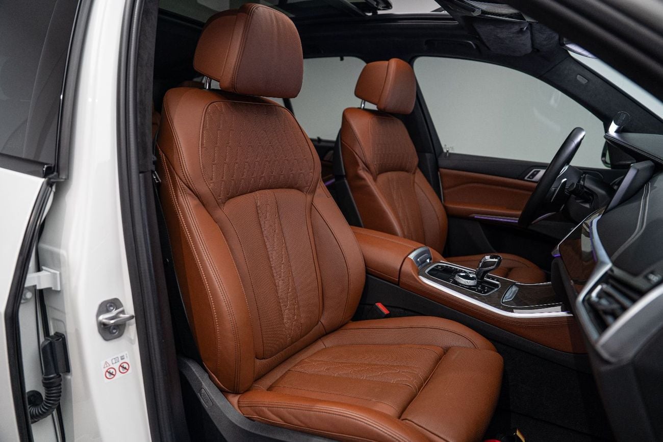 بي أم دبليو X5 M50i 4.4L