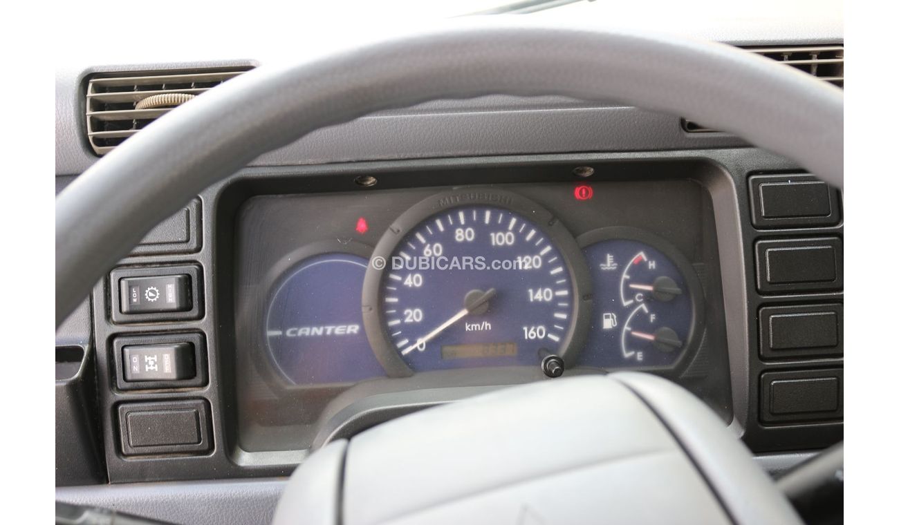 ميتسوبيشي فوسو كانتير ميتسوبيشي بيك اب مع مولد كهرباء 2007 ماشيه فقط 8000 كيلوا