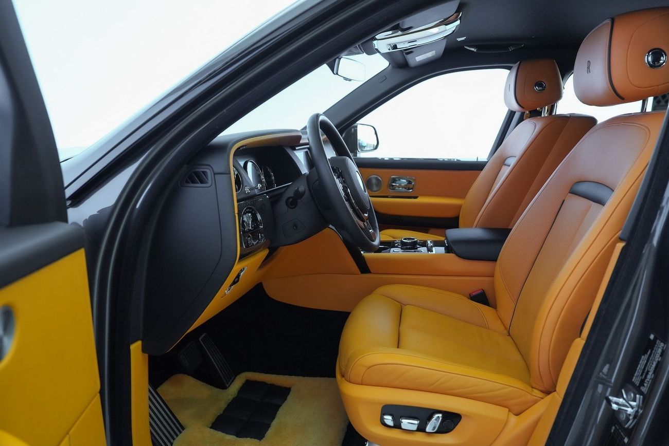 Rolls-Royce Cullinan Rolls Royce Cullinan Black Badge