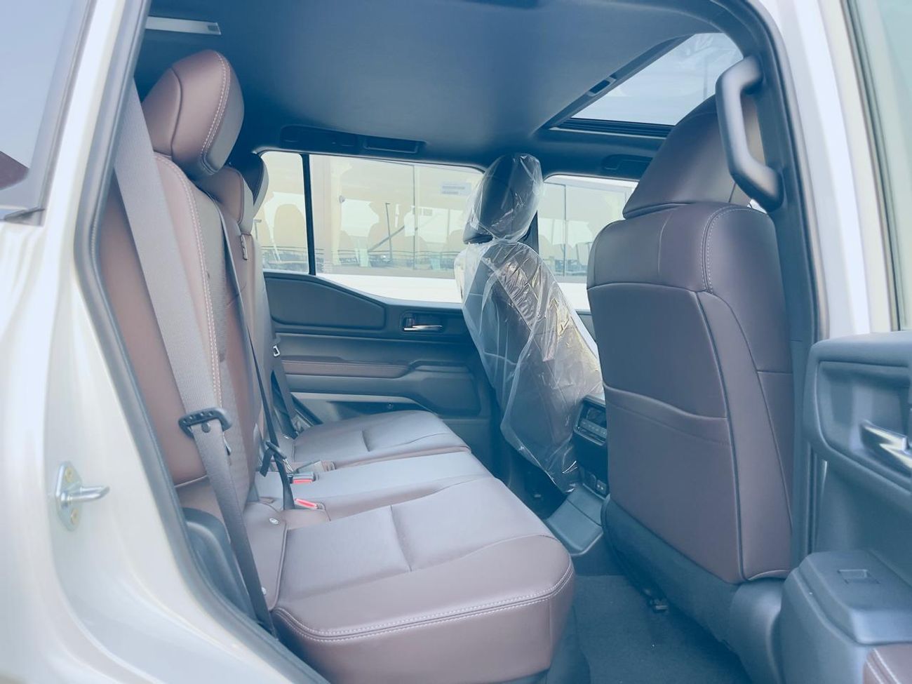 تويوتا برادو adventure 2.8l