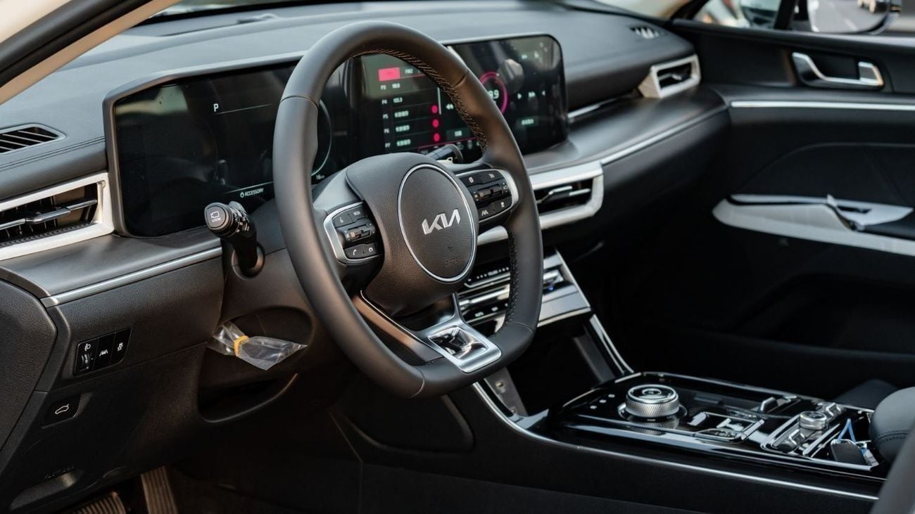 Kia K5 2025 | KIA K5 A/T 1.5T PREMIUM [ EXPORT ONLY ]