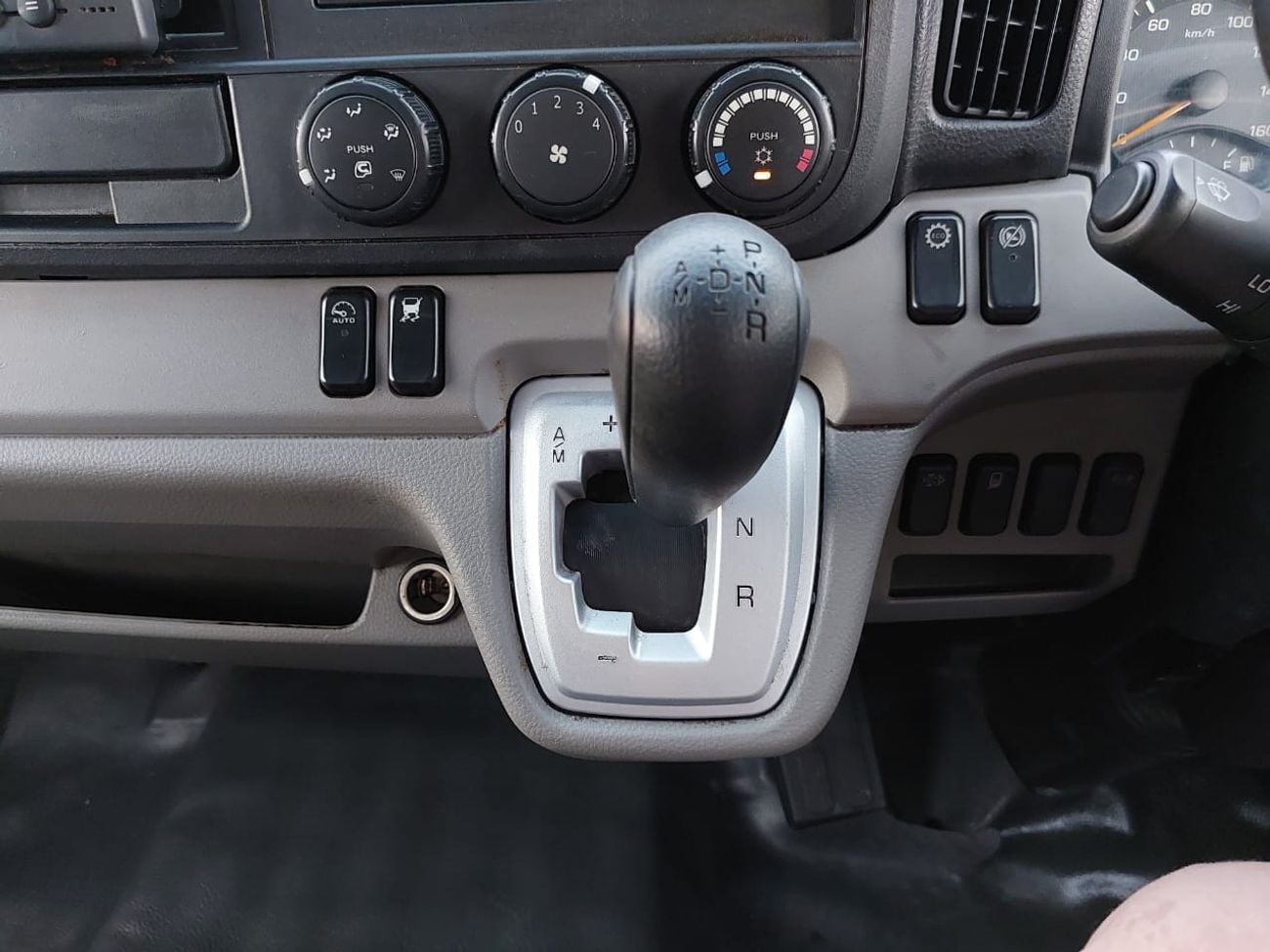 Mitsubishi Fuso Canter MITSUBISHI CANTER FREEZER TRUCK RHD 2018 MODEL 3.0 L DIESEL AUTOMATIC(PM32241)