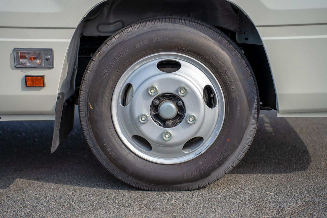 تويوتا كوستر TOYOTA COASTER 2025 4.0L Diesel