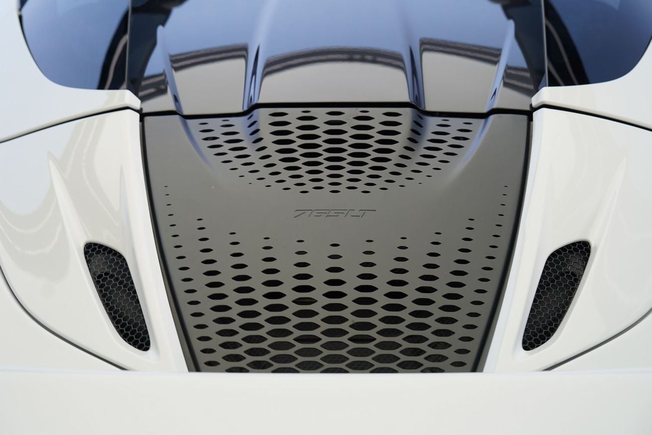 مكلارين 765LT SPIDER