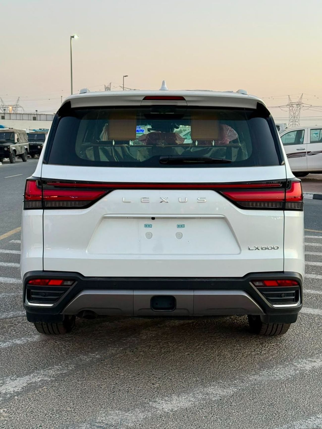 لكزس LX 600 SIGNATURE