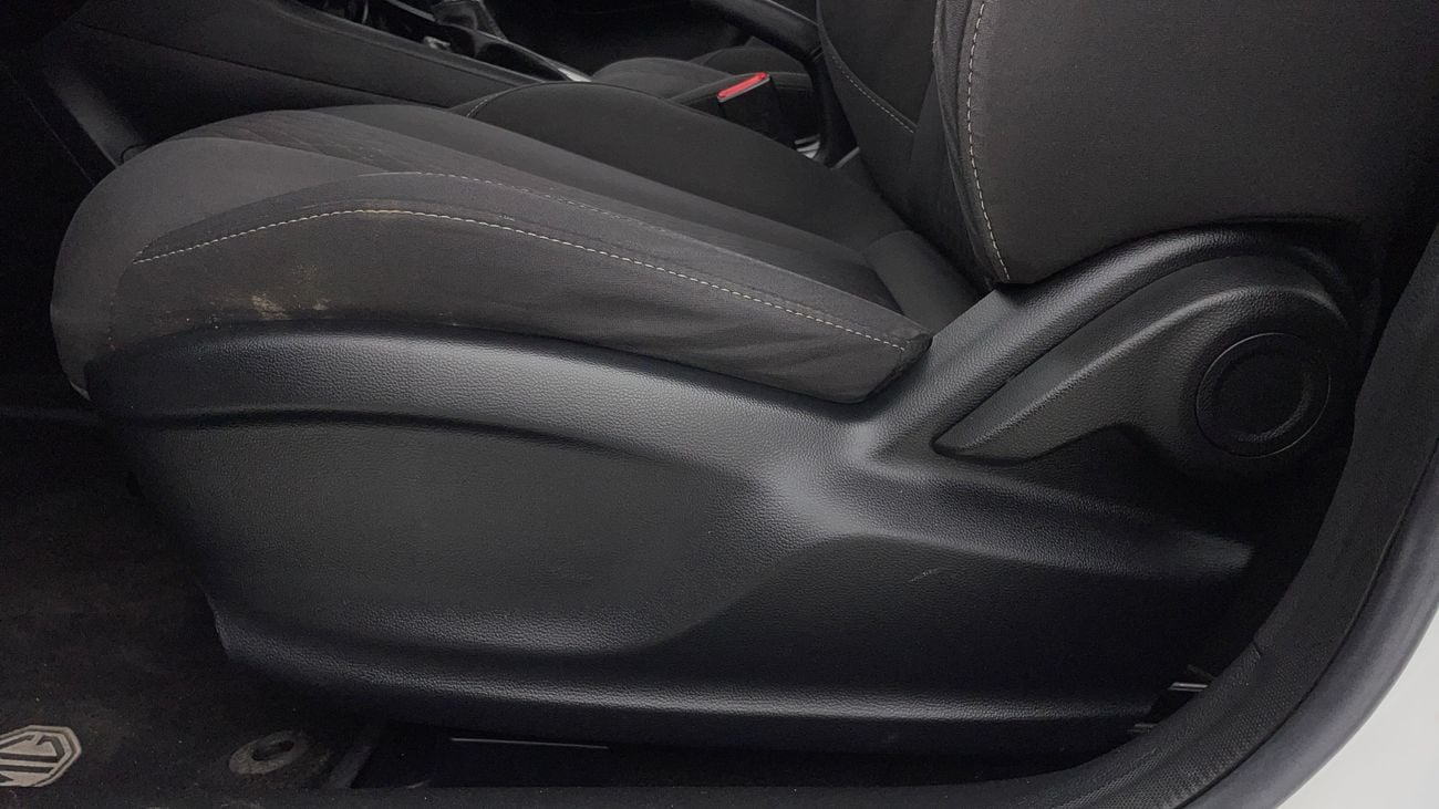 أم جي 5 STD 1.5 | بدون دفعة مقدمة | اختبار قيادة مجاني للمنزل