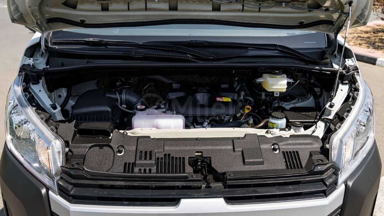 تويوتا هاياس TOYOTA HIACE HR CARGO VAN