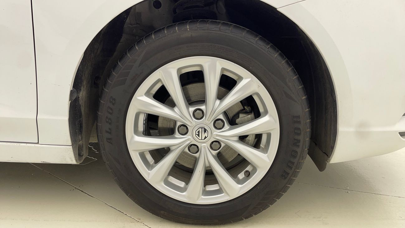 أم جي 5 STD 1.5 | بدون دفعة مقدمة | اختبار القيادة في المنزل