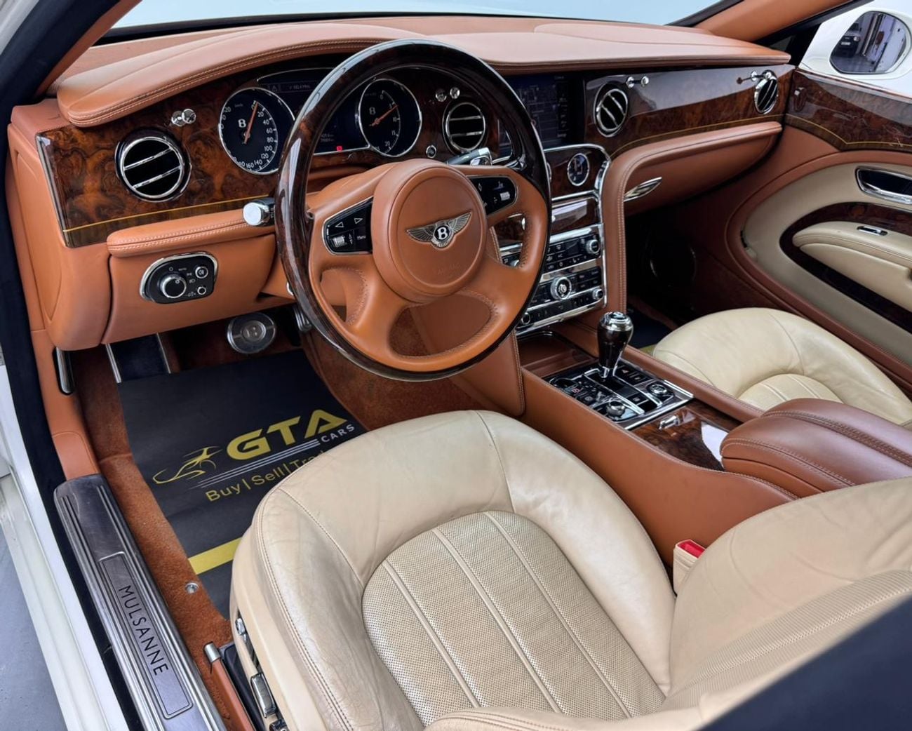 بنتلي مولسان Bentley Mulsanne, Full Service History, Excellent Condition, GCC