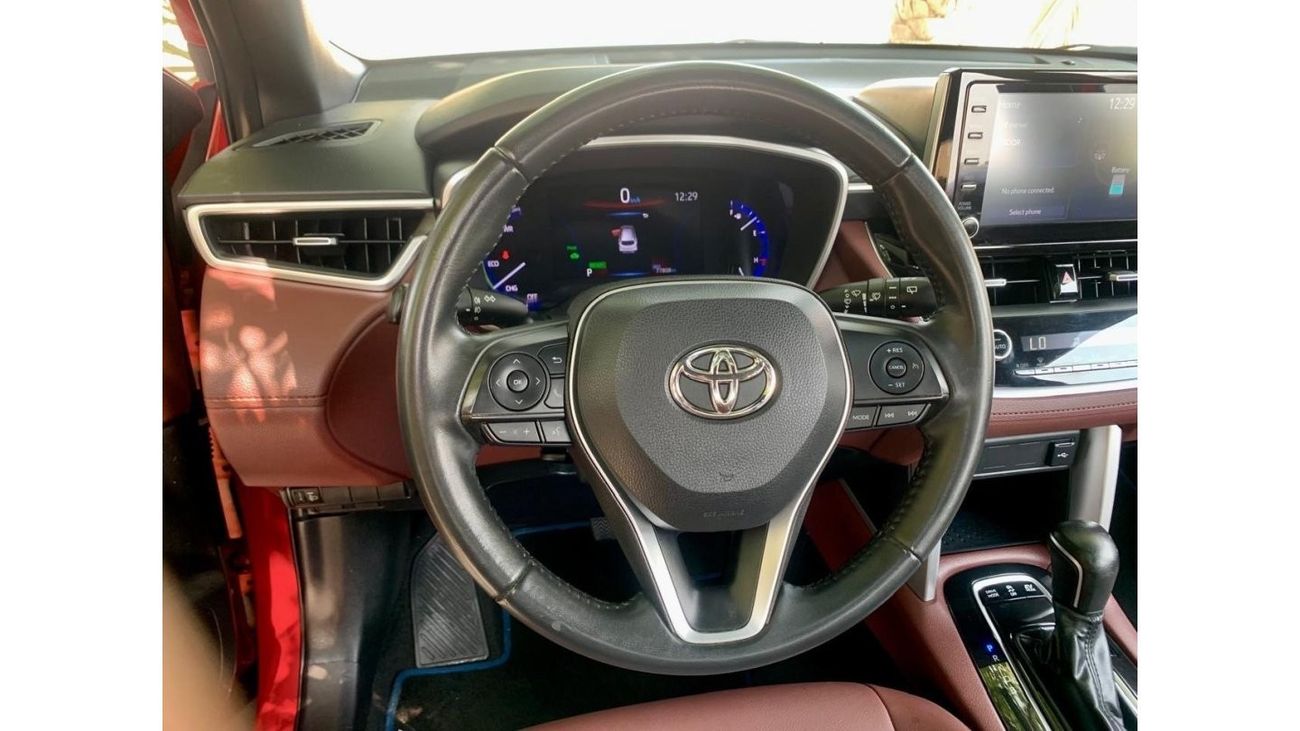 تويوتا كورولا كروس Corolla Cross 1.8L 2021 GCC (Hybrid) Full option