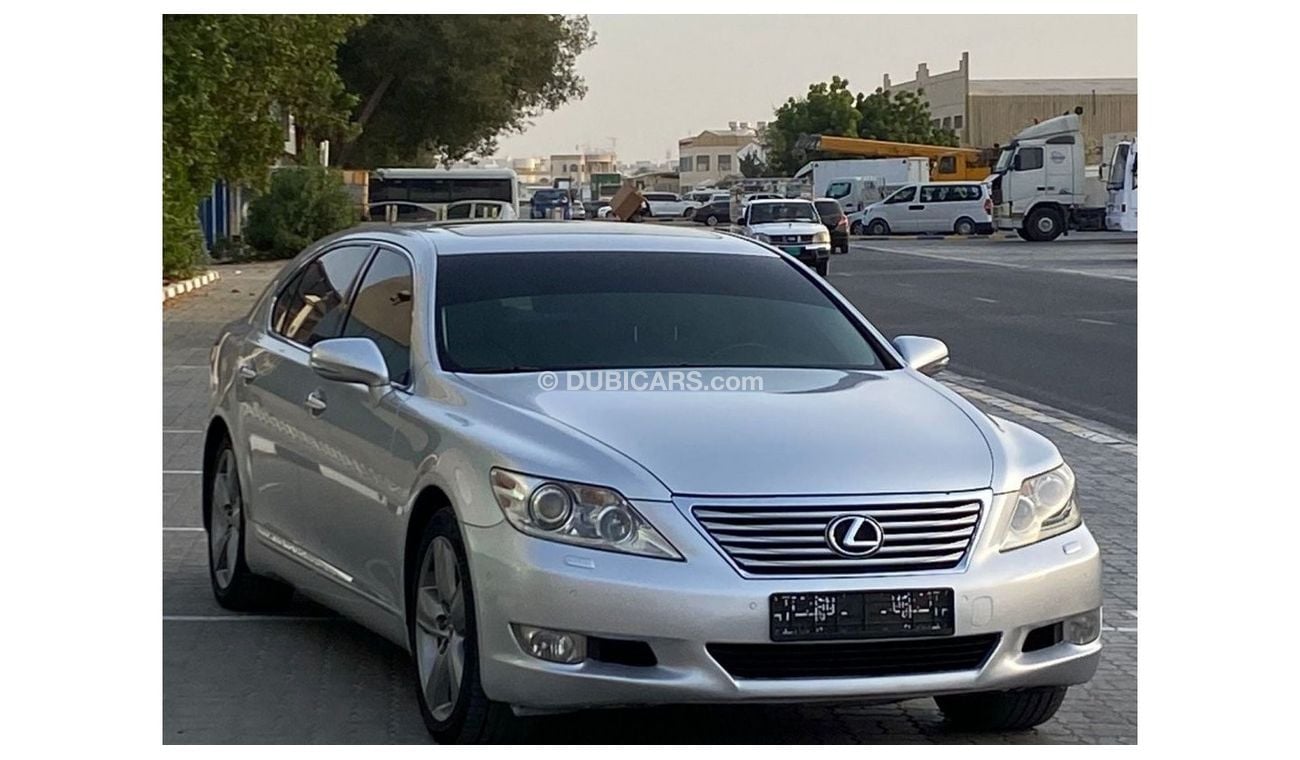 لكزس LS 460 لكزس LS460 L موديل : 2010  الممشى: 182.000 ميل  السعر : 26000 درهم وارد امريكا فل اوبشن رقم 1 بدون ح