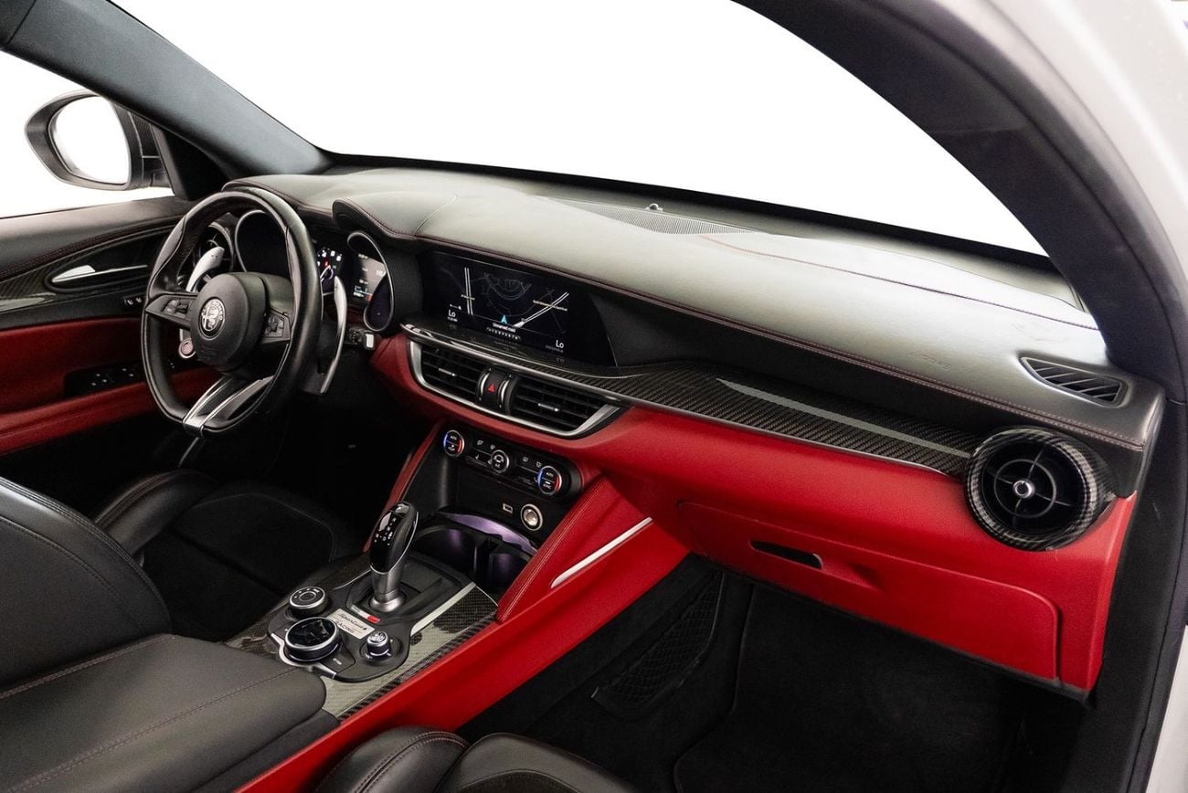 Alfa Romeo Stelvio QUADRIFOGLIO
