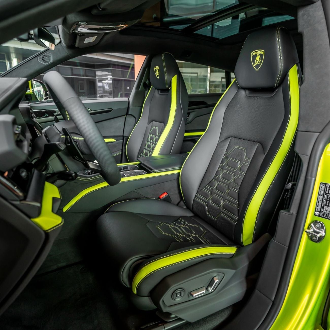 Lamborghini Urus 2025 LAMBORGHINI URUS SE ( BRAND NEW )