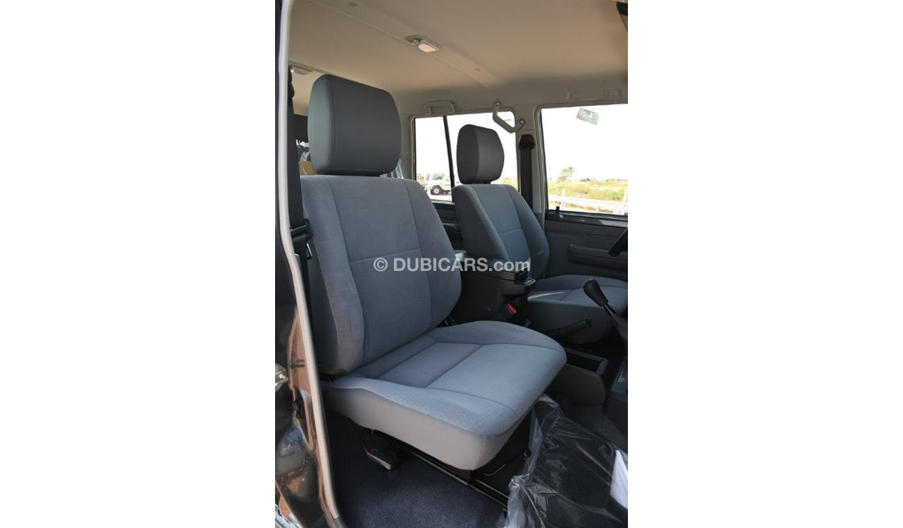 Toyota Land Cruiser 70 76 Lx Limited V8 4.5l Diesel 4wd Manual Transmission.