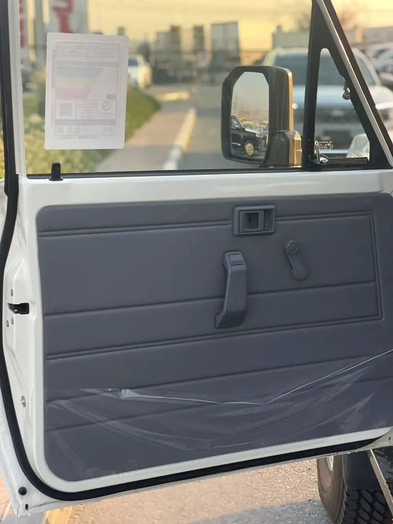 Toyota Land Cruiser 70 LC 78 HARDTOP 4.0L MT LC 71 Base | GCC Specs