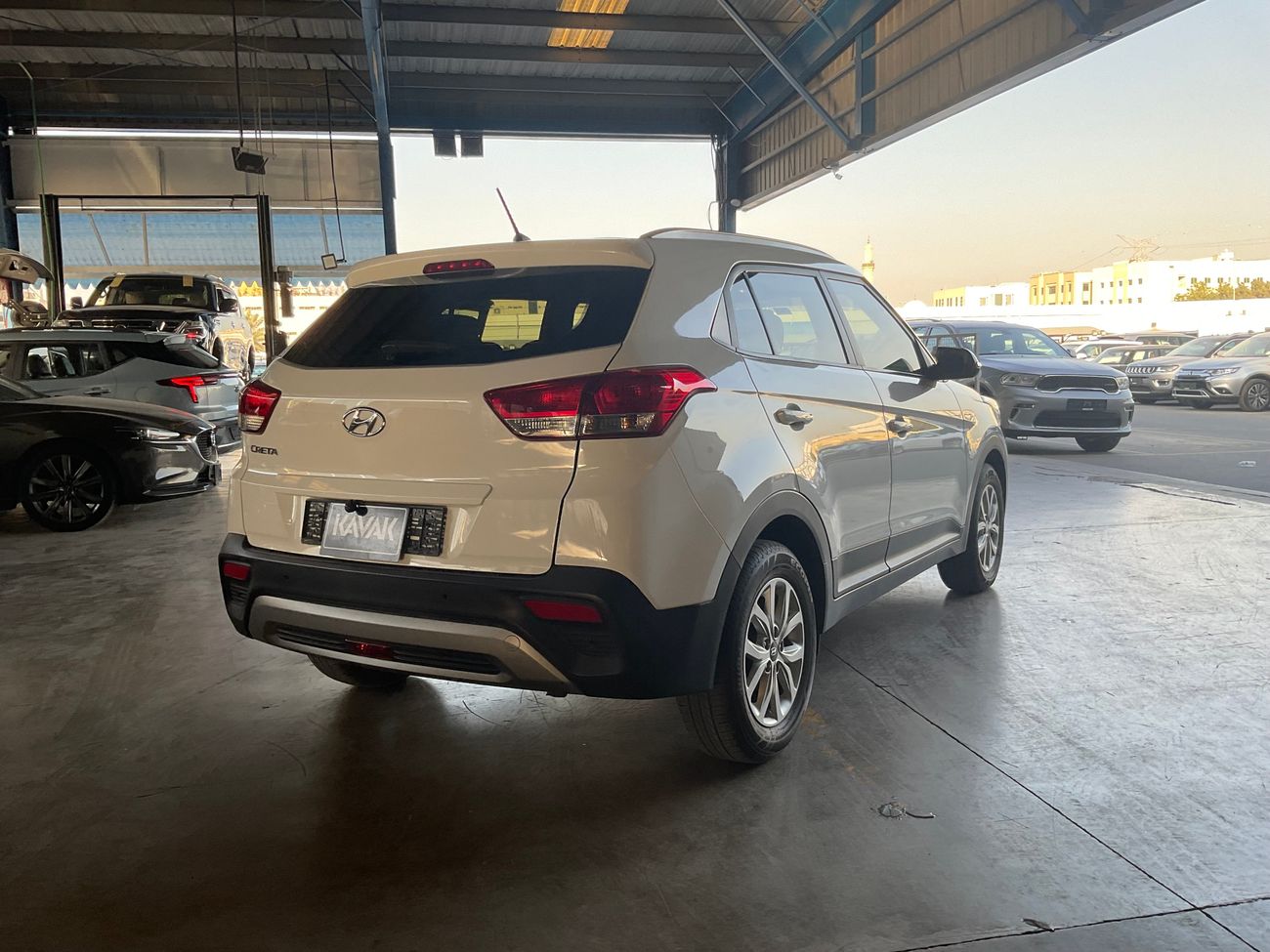 هيونداي كريتا GL MID | upto AED 20,000 Ramadan Discount | شامل الضمان | 0 ﺪﻔﻋﺓ ﺃﻮﻟﻯ