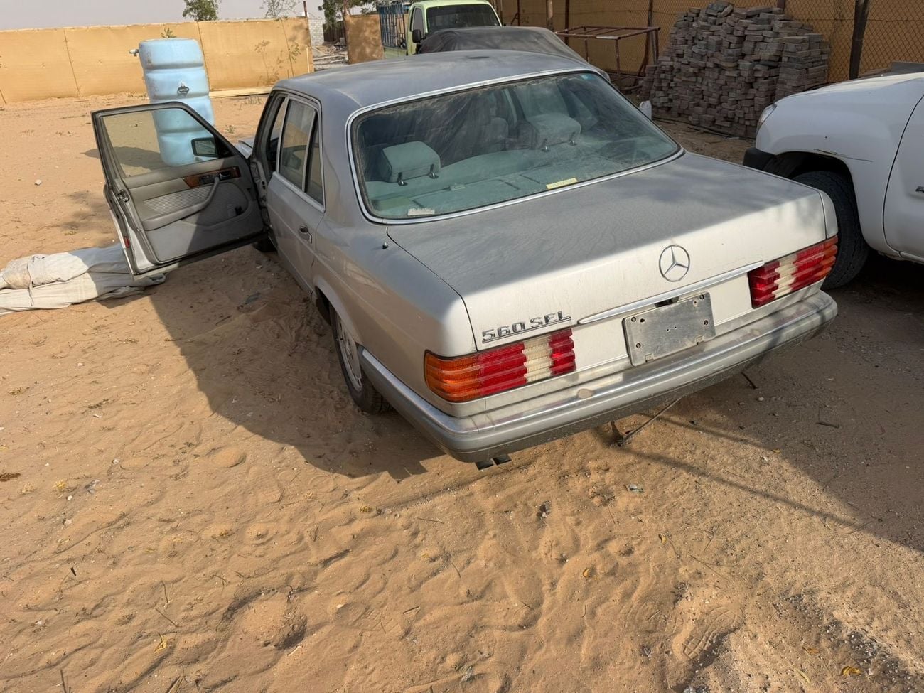 مرسيدس بنز 500 SEL