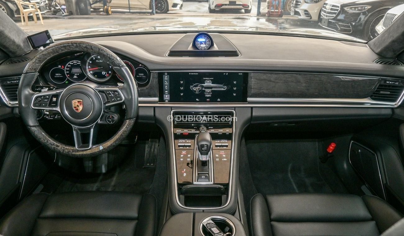 Porsche Panamera Turbo