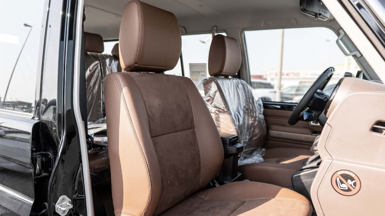 تويوتا لاند كروزر 70 2026 Toyota Land Cruiser LC76 2.8L AT Diesel (Black-Brown)
