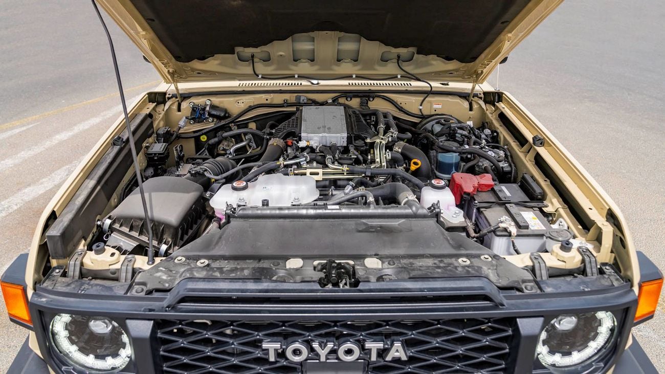 Toyota Land Cruiser Pickup 70 LX Toyota Land Cruiser 79 SC | 2-YEAR WARRANTY + SERVICE AVAILABLE | IN-HOUSE FINANCING | 0% DOWNPAY
