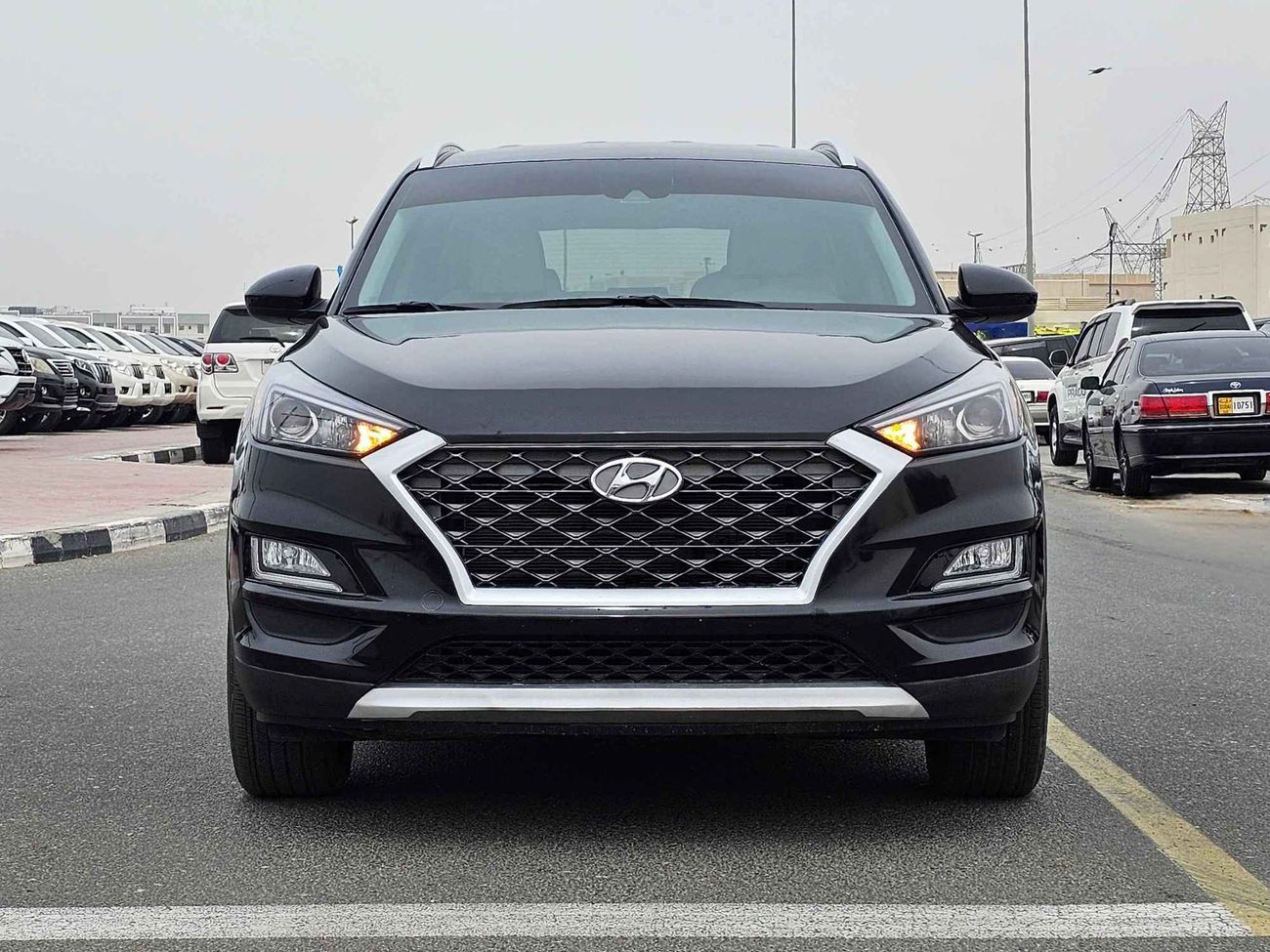 هيونداي توسون LIMITED // V4 // 700 AED MONTHLY //  LEATHER SEATS // PUSH START (LOT # 11312)