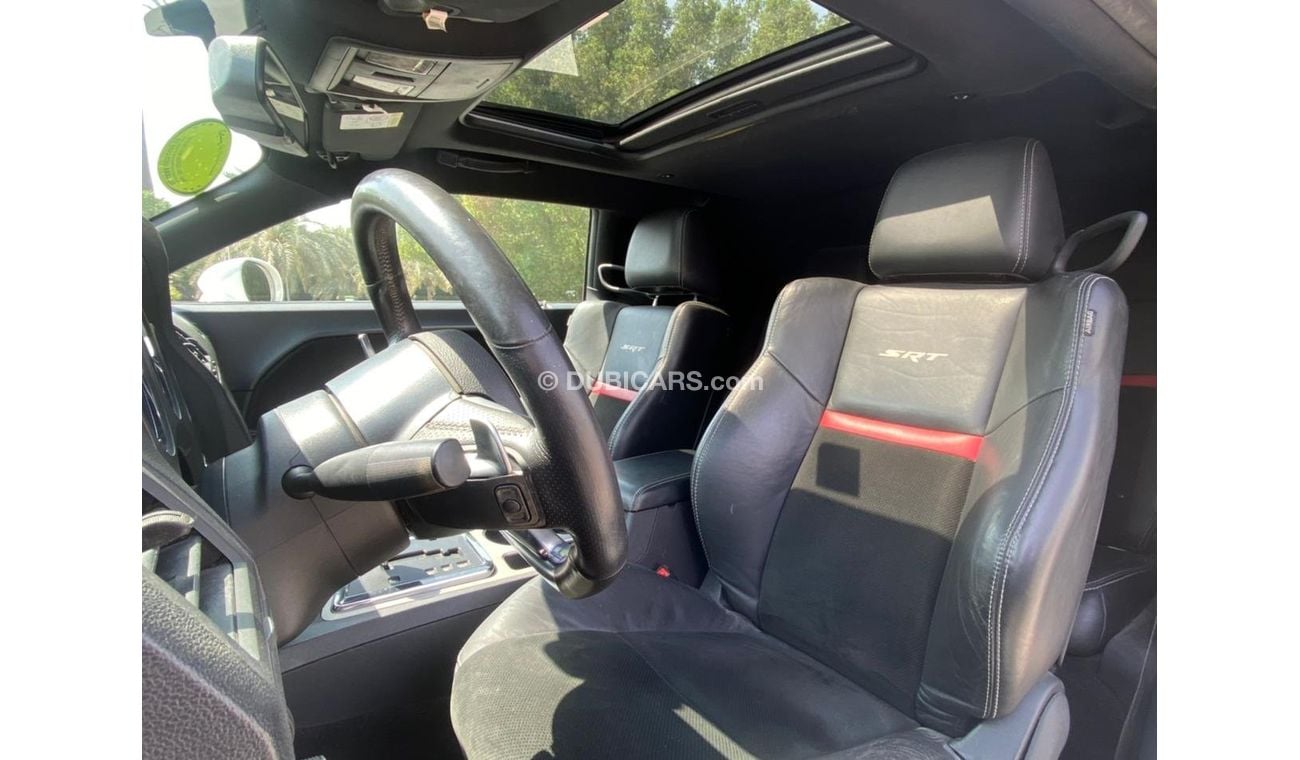 دودج تشالينجر 2014 Dodge Challenger SRT8 (LC), 2dr Coupe, 6.4L 8cyl Petrol, Automatic, Rear Wheel Drive