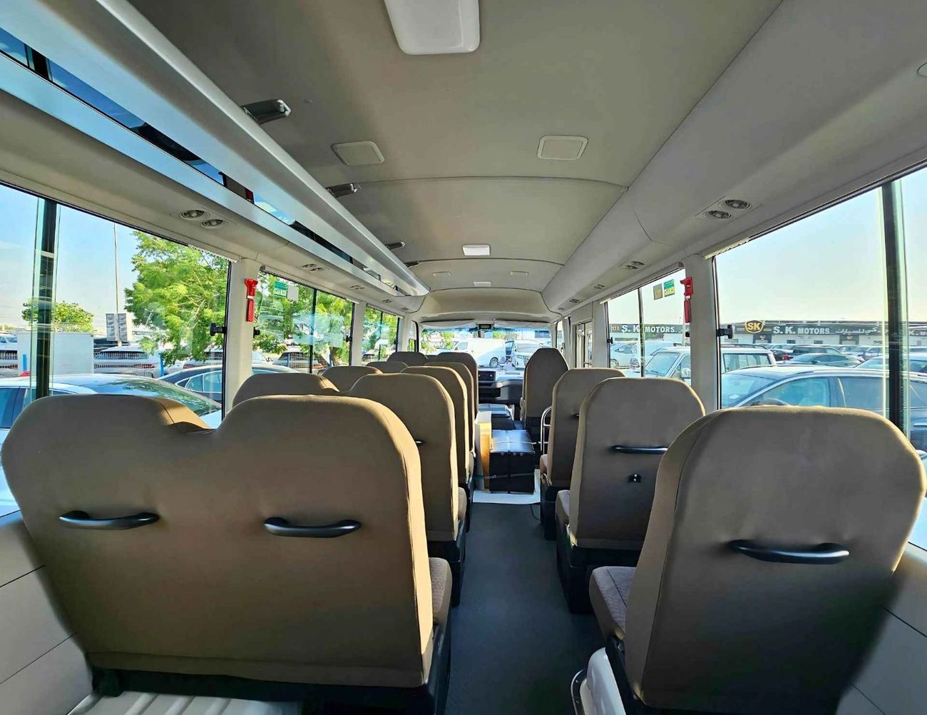 Toyota Coaster 23 SEATER/ AUTO DOOR/ HLF LUGGAGE RACK PW DIESEL AT 2.8L V4 /CODE#COD28B