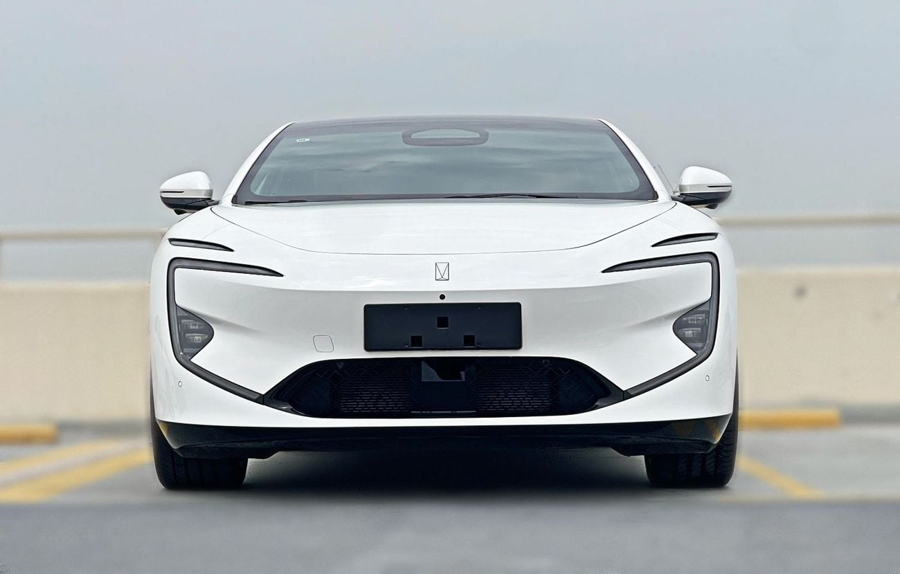 أفاتر 12 Performance AWD