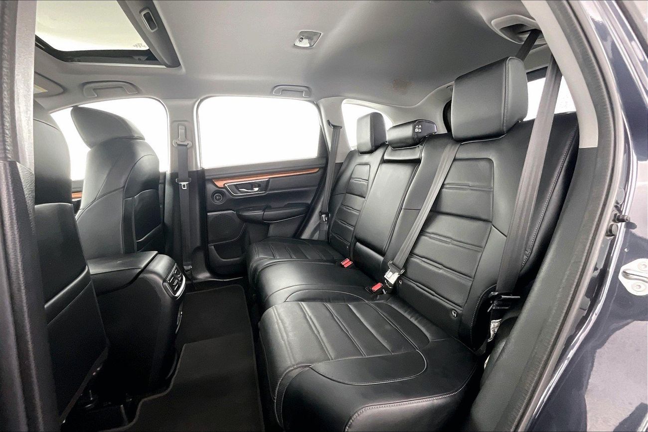 Honda CRV Touring | National Day Celebration | Guaranteed Warranty | 0 Down Payment