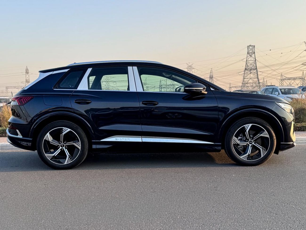 Audi Q4 etron 2025 | AUDI E-TRON Q4 TOP VERSION E/V