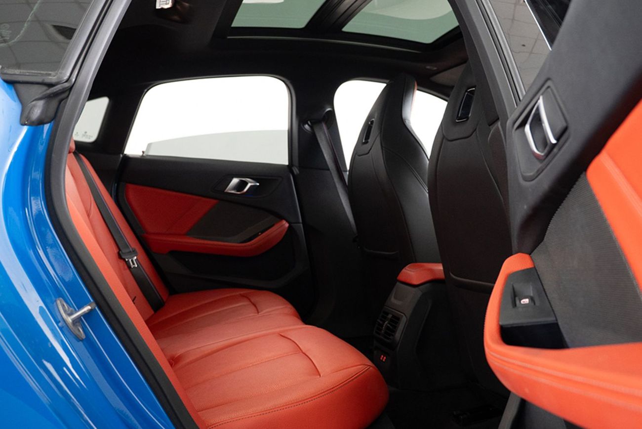 BMW M235i Gran Coupe M SPORT