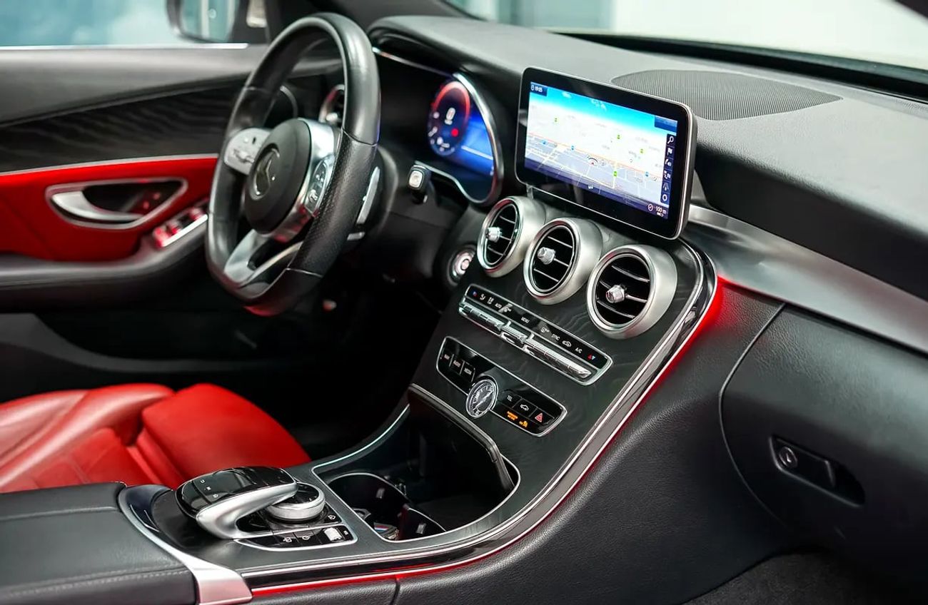 مرسيدس بنز C 200 أفانتجاردي 1,365/Month | C200 AMG | GCC - Under Warranty | Accidents Free