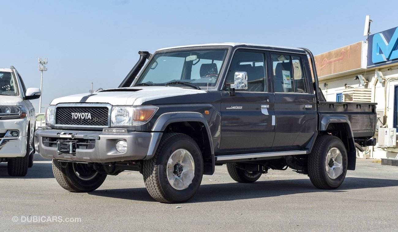 Toyota Land Cruiser Pick Up V8