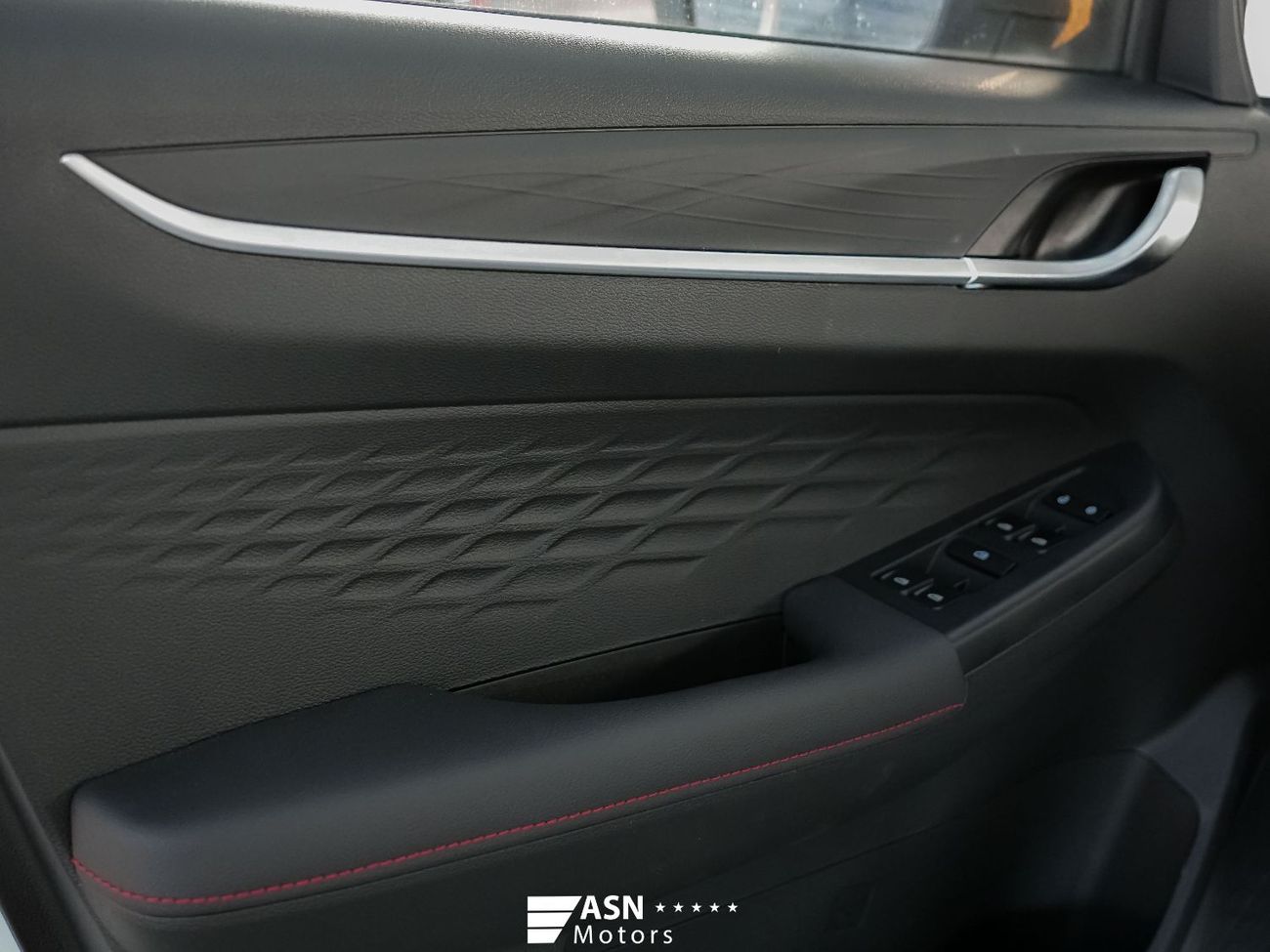 Livan X3 Pro 2025 1.5 Turbo (Export Price)