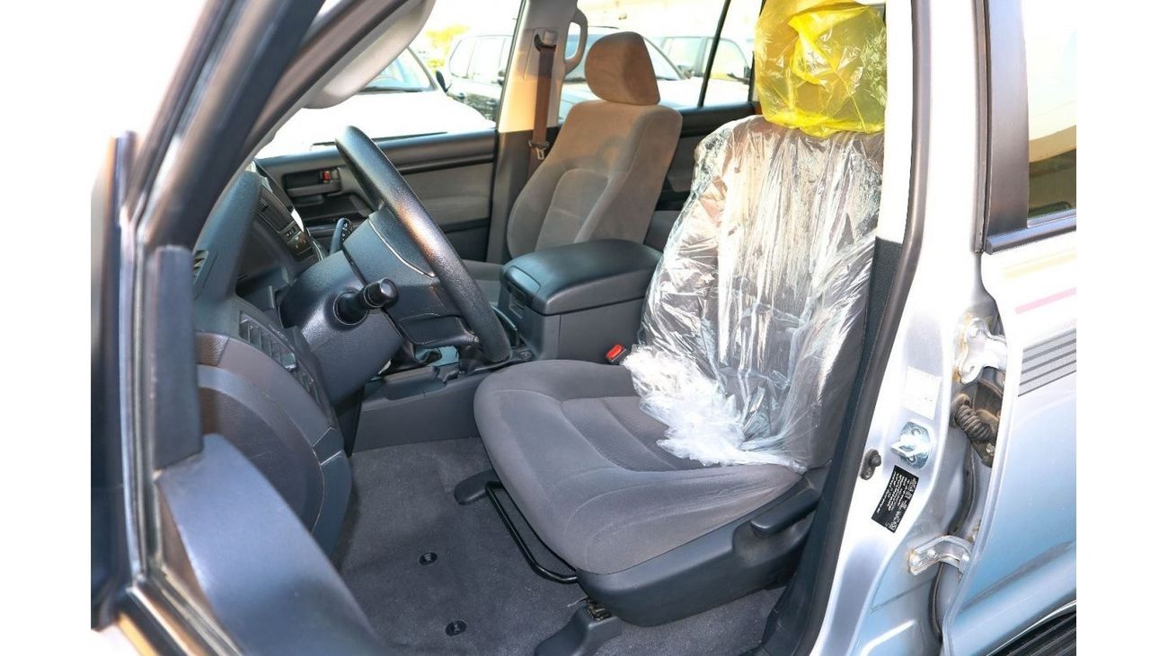 تويوتا لاند كروزر GXR3